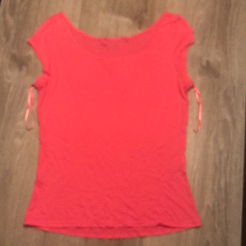 Express Top - Picture 2 of 3